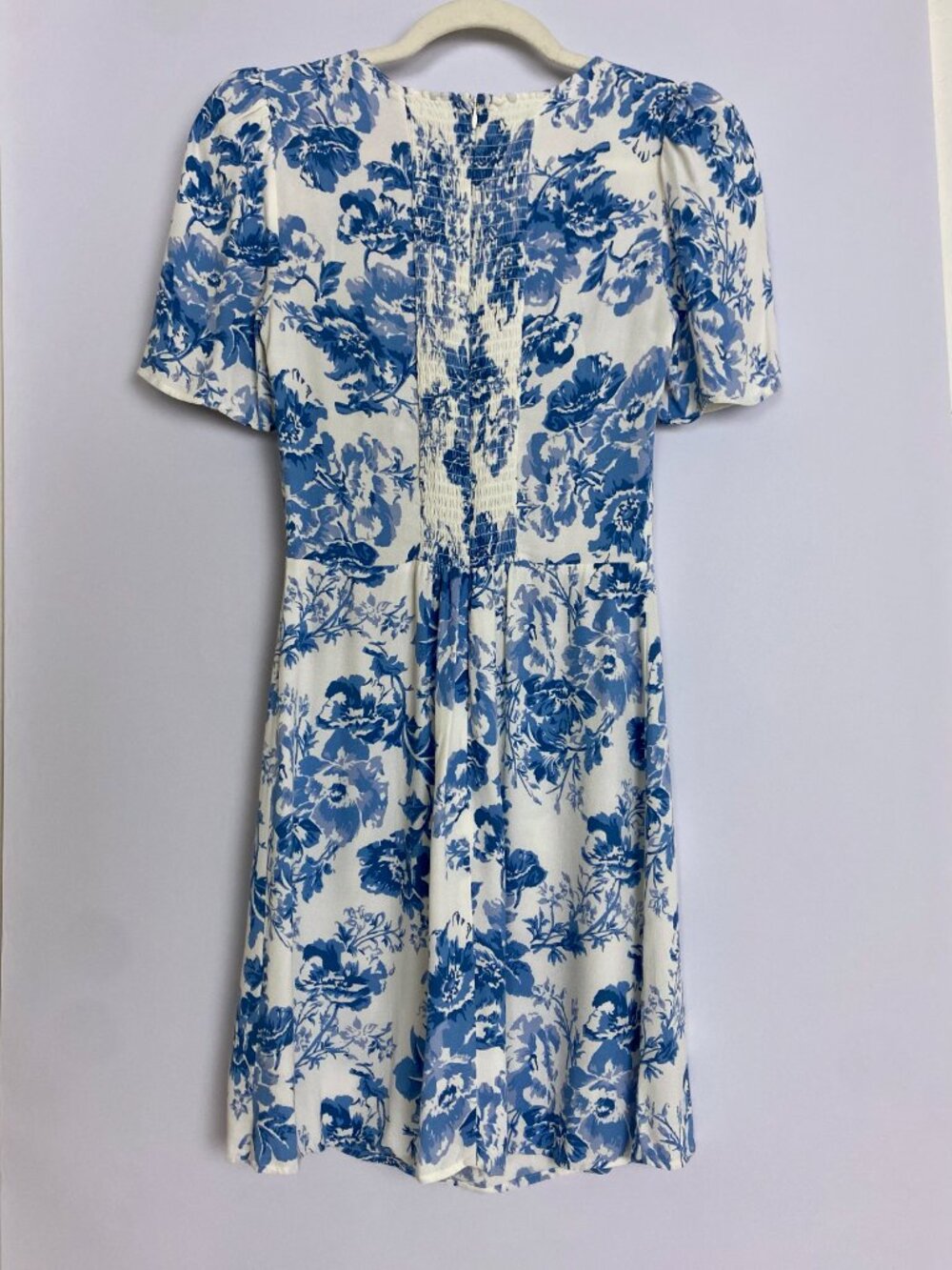 Reformation Brittney Floral Mini Dress – Size 2 – Blue & White - Picture 3 of 7